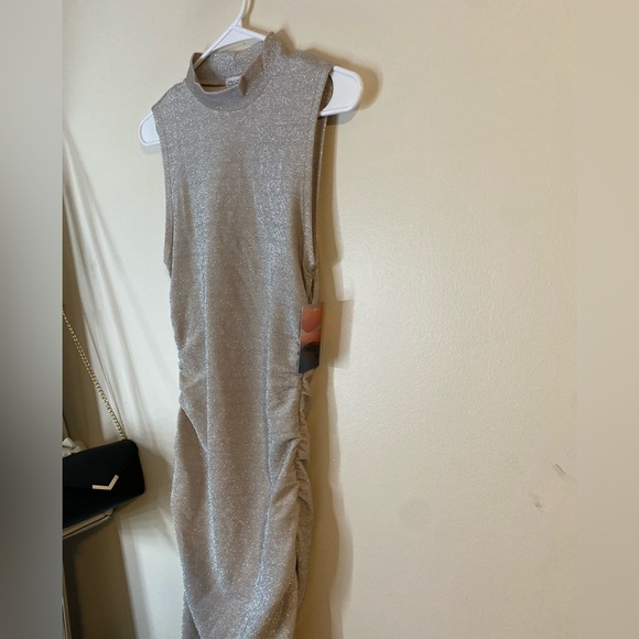 Harley & June Elegant Silver Shimmery Bodycon Sleeveless maxi Dress size medium - Picture 3 of 11